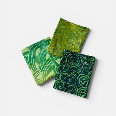 Tela batik verde follaje monstera