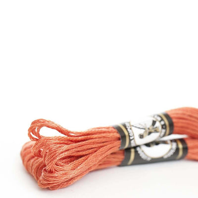 Mouliné especial Finca algodón (blanco, amarillo, naranja, rojo y rosa)