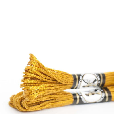 Mouliné especial Finca algodón (blanco, amarillo, naranja, rojo y rosa)